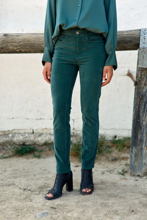 Pantalons-Lauren Vidal PANTALON CHINO EN VELOURS DINO Green