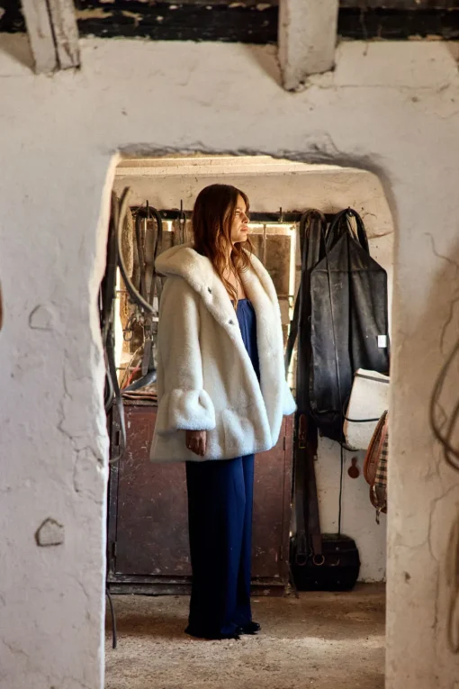 Vestes & Manteaux-Lauren Vidal VESTE À  CAPUCHE EN FAUSSE FOURRURE LINA Ecru